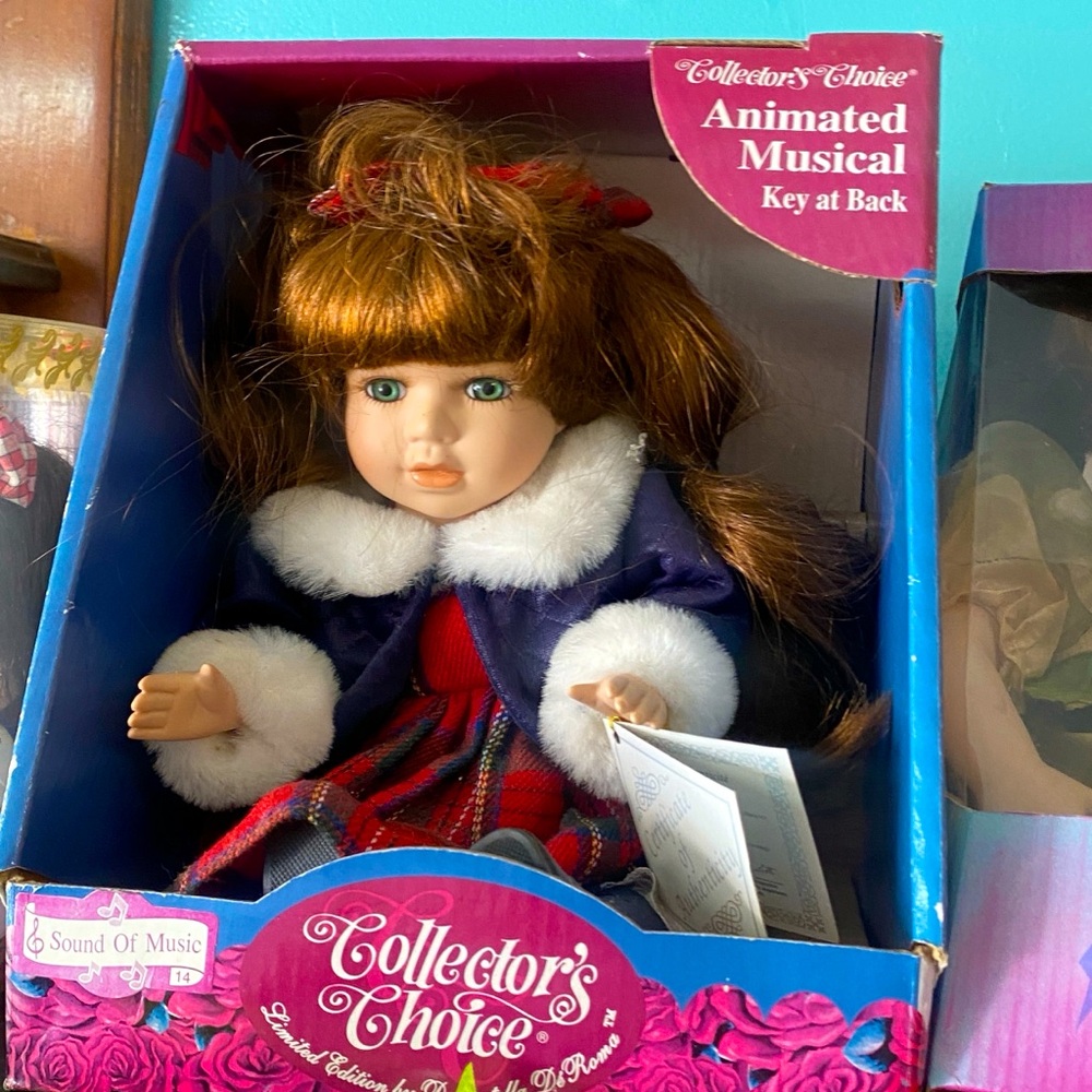 Doll collectors